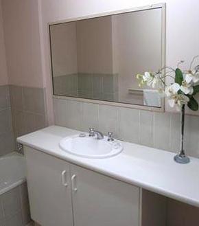 Bayview Beach Holiday Apartments - St Kilda Accommodation 1
