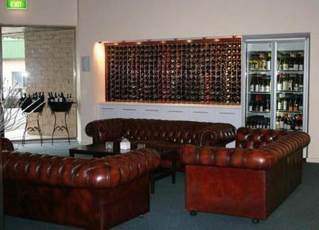 International Motor Inn - St Kilda Accommodation 0