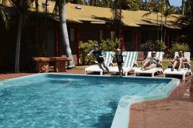 Bayside Holiday Apartments - St Kilda Accommodation 2