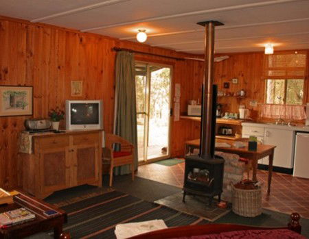 Balingup Heights Cedar Chalets - St Kilda Accommodation 1