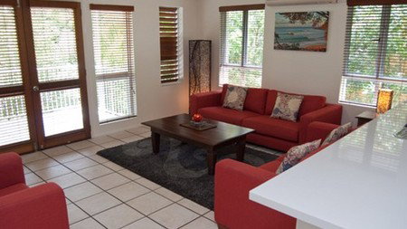 Sunset Cove Noosa Resort - St Kilda Accommodation 1