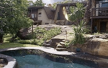 Studio Cottages Romantic Hideaway - St Kilda Accommodation 1