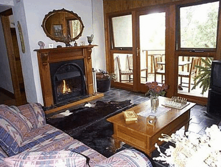 Studio Cottages Romantic Hideaway - St Kilda Accommodation 3