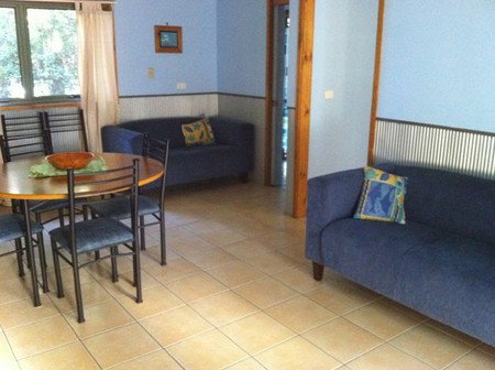 O'Carrollyns At One Mile Beach - St Kilda Accommodation 5