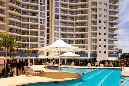 Outrigger Twin Towns Resort - St Kilda Accommodation 4