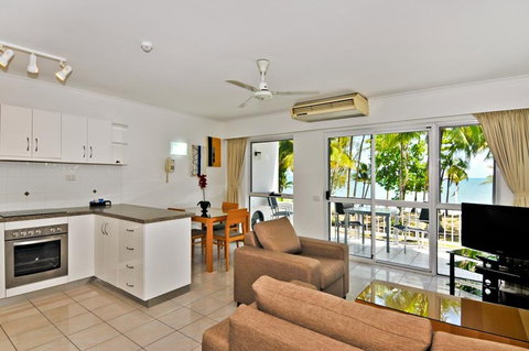 Agincourt Beachfront Apartments - St Kilda Accommodation 7