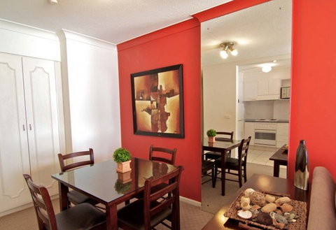 Ocean Royale Apartments - St Kilda Accommodation 2