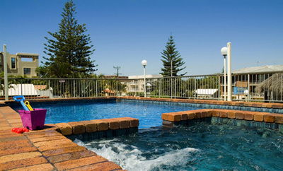 Foreshore Apartments, Mermaid Beach - St Kilda Accommodation 7