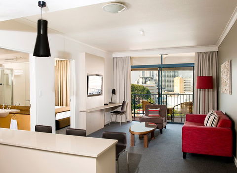 Mantra On The Esplanade - St Kilda Accommodation 4