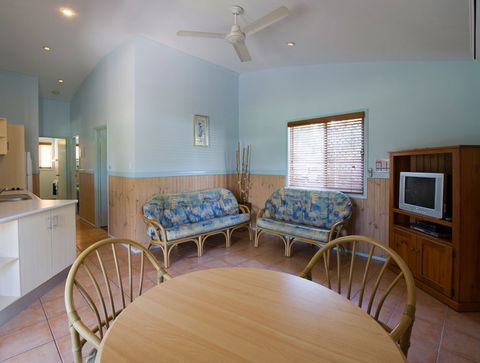 Coolum Beach Holiday Park - St Kilda Accommodation 2