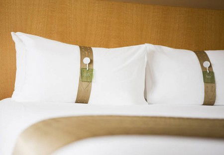 Holiday Inn Potts Point - St Kilda Accommodation 1