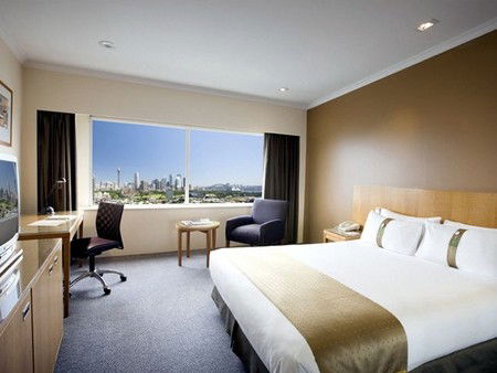 Holiday Inn Potts Point - St Kilda Accommodation 3