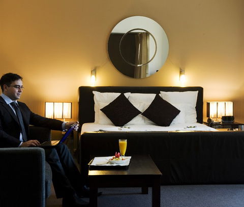 The Clarendon Hotel - St Kilda Accommodation 4