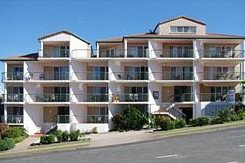 Whitecaps Holiday Apartments - St Kilda Accommodation 0