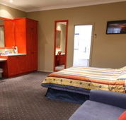 Best Western A Trapper's Motor Inn - St Kilda Accommodation
