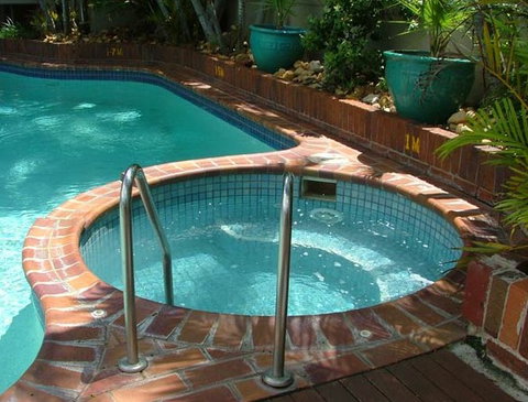 Surfers Del Rey - St Kilda Accommodation 1