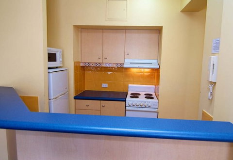 Aruba Surf Resort - St Kilda Accommodation 1