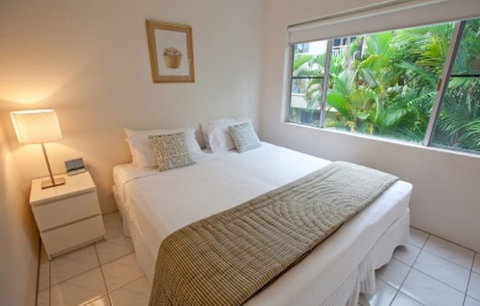 Driftwood Mantaray On Macrossan - St Kilda Accommodation 2