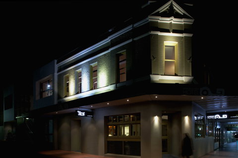 Crocodile Farm Hotel - St Kilda Accommodation 0
