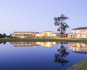 The Crowne Plaza Hotel - St Kilda Accommodation 0
