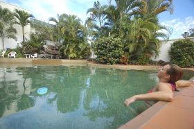 All Seasons Cairns - St Kilda Accommodation 0