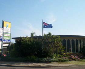 Country Motor Inn - St Kilda Accommodation 0