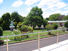 Golden Chain Beachway Motel And Restaurant - St Kilda Accommodation 0