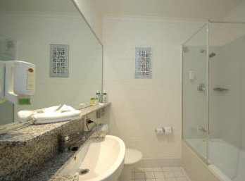 Best Western Grand Country Lodge - St Kilda Accommodation 2