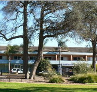 Huskisson Beach Motel - St Kilda Accommodation