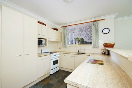 Beaches Serviced Apartments - St Kilda Accommodation 1