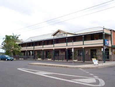 Crown Hotel Motel - St Kilda Accommodation 0