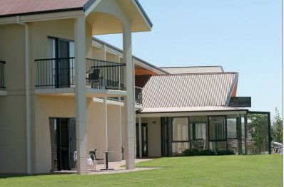 Turners Vineyard - St Kilda Accommodation 2