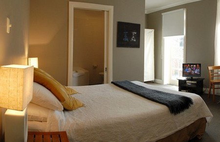 Athelstane House - St Kilda Accommodation 1