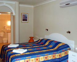Villa Capri Rockhampton - St Kilda Accommodation 2