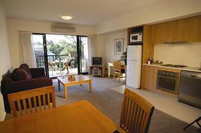 Quest Mont Albert - St Kilda Accommodation 0
