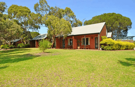 Currency Creek SA St Kilda Accommodation