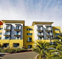 Quality Hotel Woden - St Kilda Accommodation