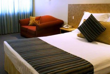 The Novocastrian - St Kilda Accommodation 1