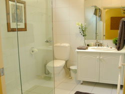 Treetops Bed And Breakfast - St Kilda Accommodation 2
