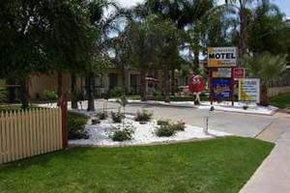 Sunraysia Motel And Holiday Apartments - St Kilda Accommodation 1
