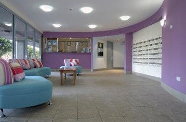 The Entrance Waldorf Apartments - St Kilda Accommodation 2