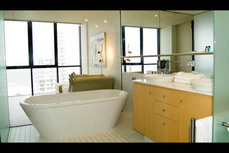 Aria Apartments Broadbeach - St Kilda Accommodation 10
