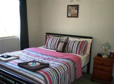 Top End Hotel - St Kilda Accommodation 0