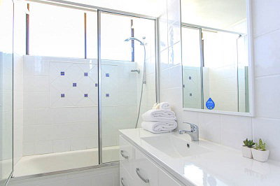 Seacrest Beachfront Holiday Apartments - St Kilda Accommodation 0