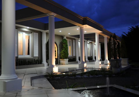 Norwood House Motel & Reception Centre - St Kilda Accommodation 1