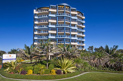 Beaches International - St Kilda Accommodation 0