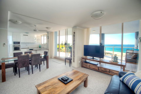 Beaches International - St Kilda Accommodation 4