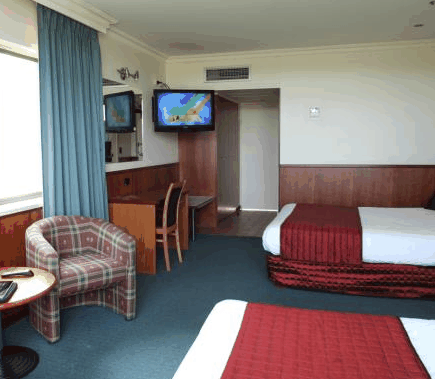 Berri Resort Hotel - St Kilda Accommodation