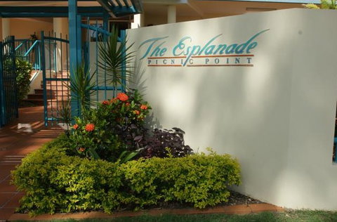 The Esplanade Picnic Point - St Kilda Accommodation 0