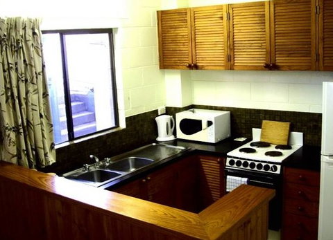 Ti Tree Holiday Apartments - St Kilda Accommodation 3